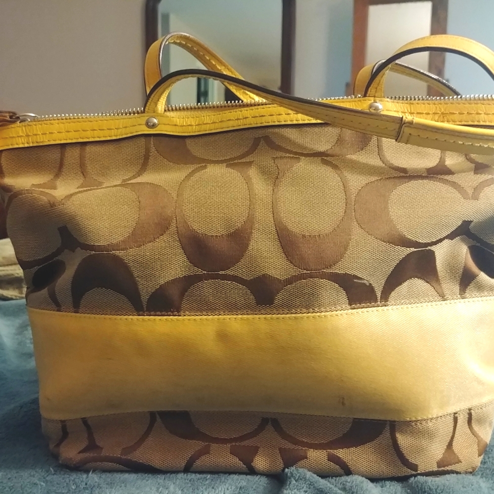 Coach purse